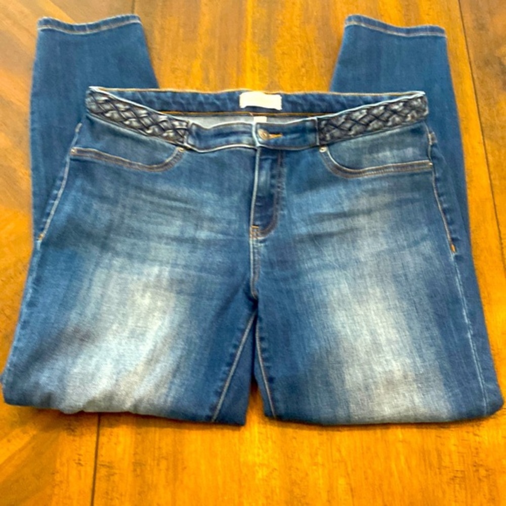 Lila Ryan women’s size 32 skinny jeans with woven waist
